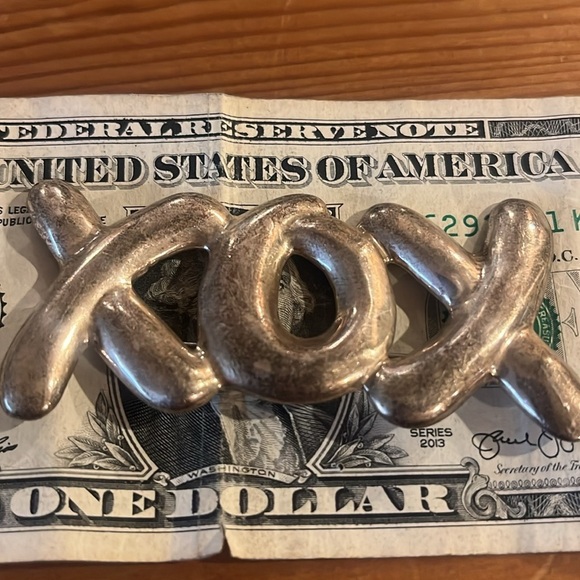 Hugs and Kisses Pin Brooch / Mexican 925 Sterling Silver Puffy Pin - Picture 9 of 9